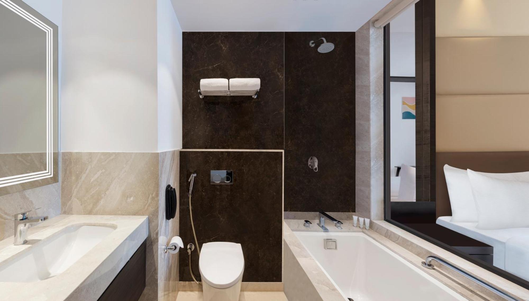 Pimpri-Chinchwad Hilton Garden Inn Pune Hinjawadi מראה חיצוני תמונה