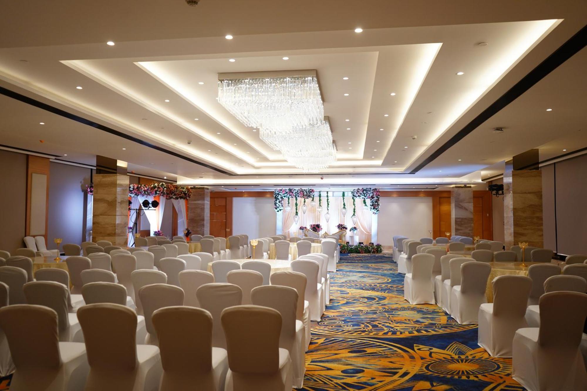 Pimpri-Chinchwad Hilton Garden Inn Pune Hinjawadi מראה חיצוני תמונה